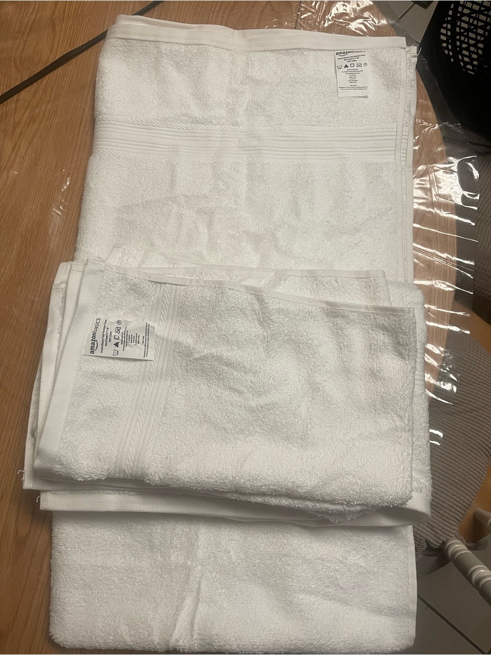 Amazon White Bath Towel Set - Plush Absorbent Towels 4 pieces